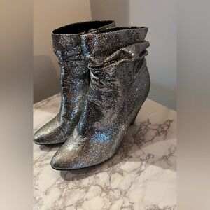 T. SWIFT Sparkly boots nwot size 7.5 t swift ready!